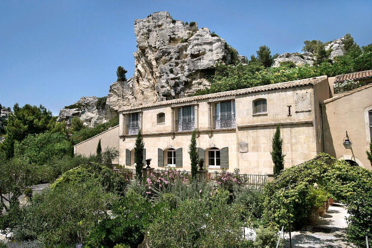 Baumaniere - Les Baux De Provence Hotell Exteriör bild